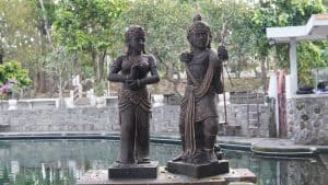 Patung-Besuki-300×169